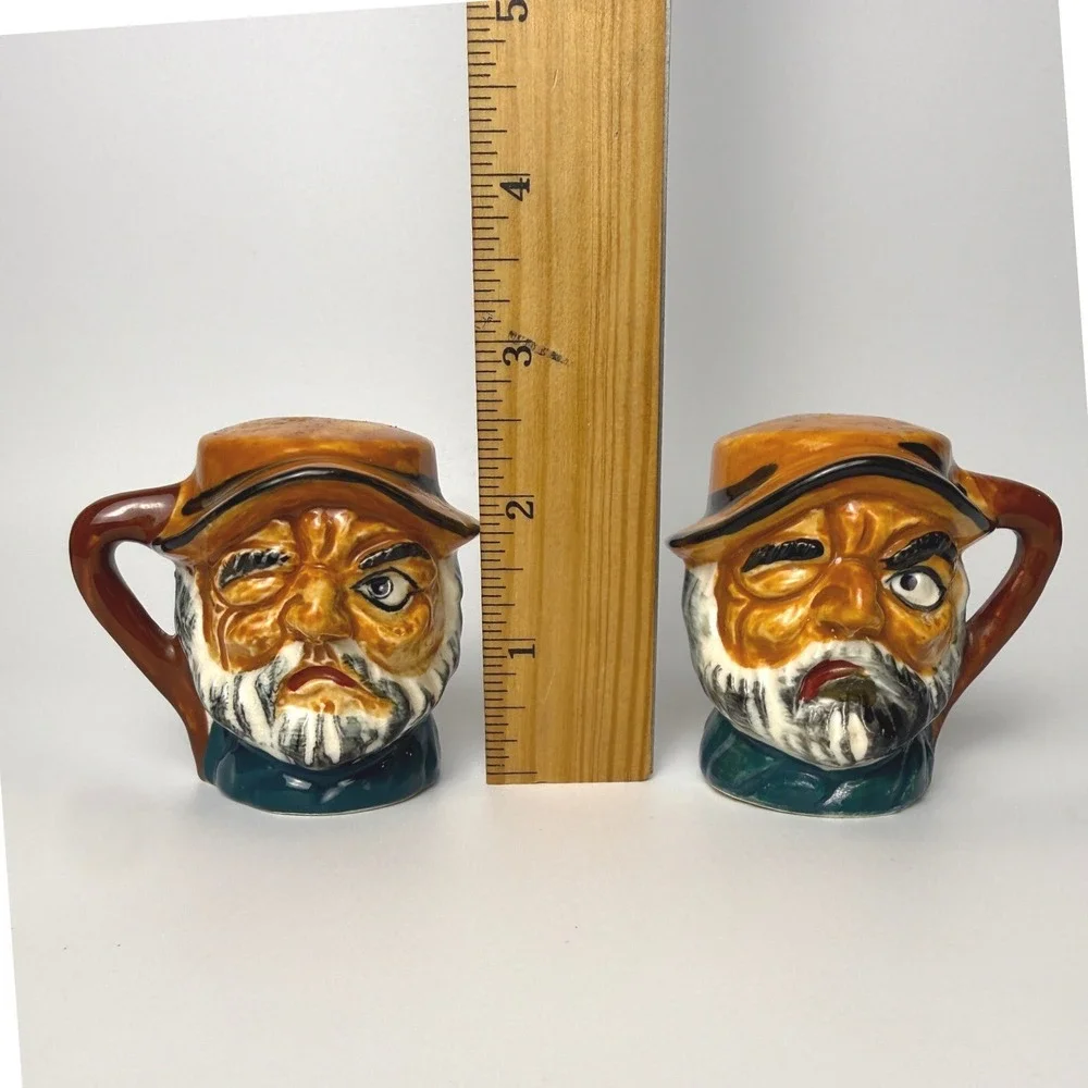 Salt & Pepper Shakers Winking Bearded Fisherman Sea Captain Vintage 50s Toby Jug